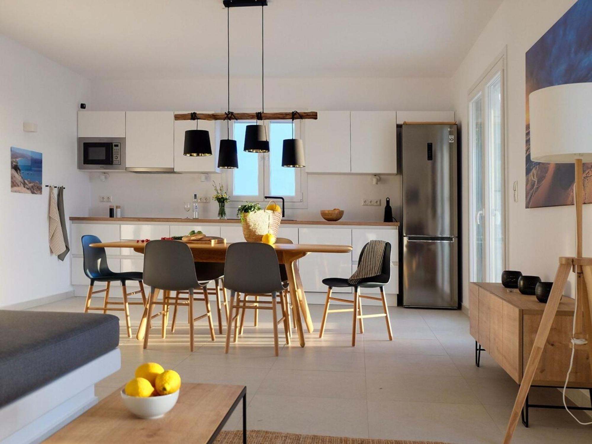 Villa Aura - Beachfront Villa With Private Pool Кастраки Экстерьер фото