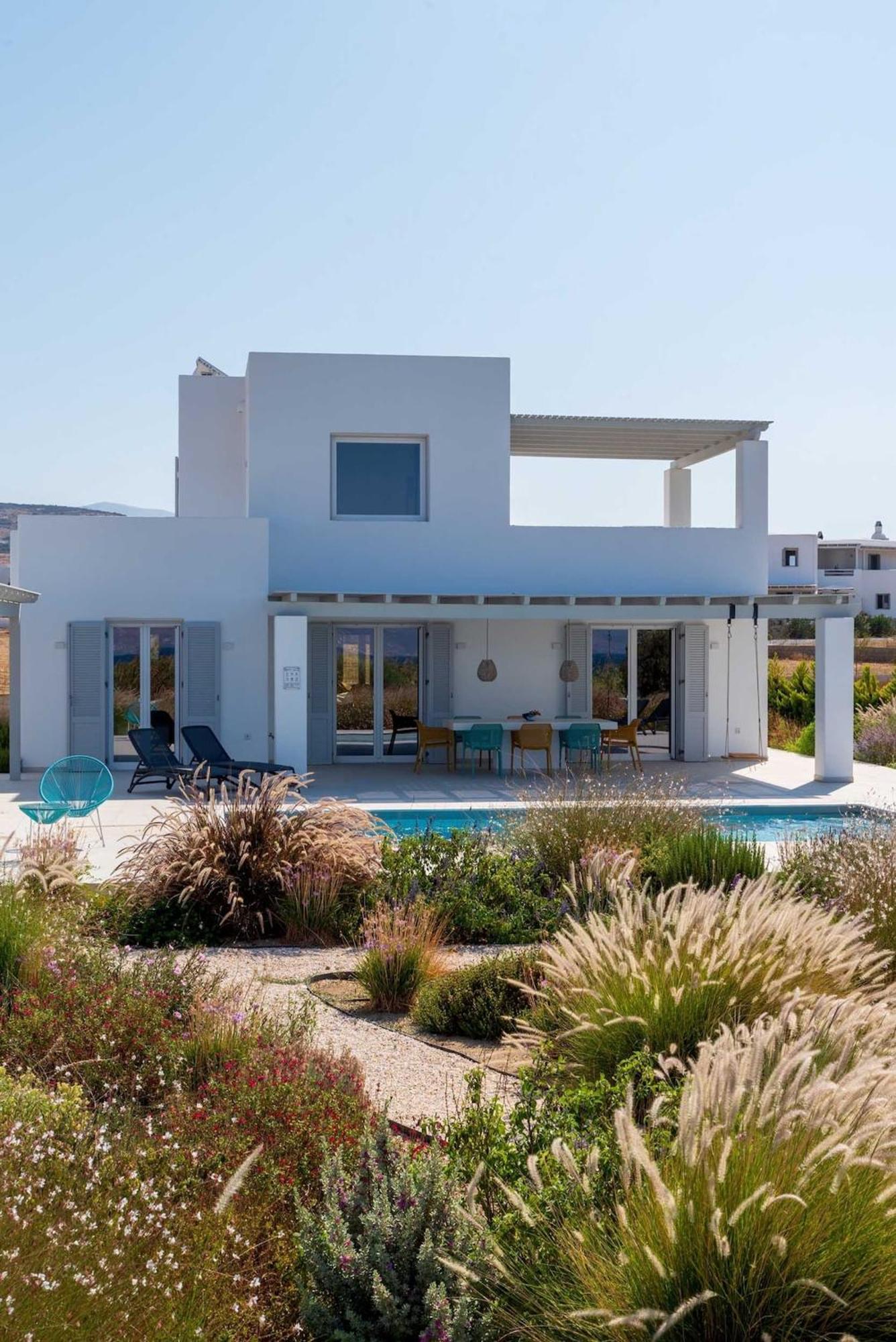 Villa Aura - Beachfront Villa With Private Pool Кастраки Экстерьер фото